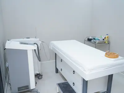 Alive wellness South Point Mall clinic tour16